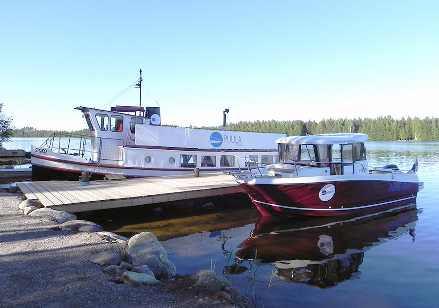 Puula Tours organizes cruises on the unique Lake Puula